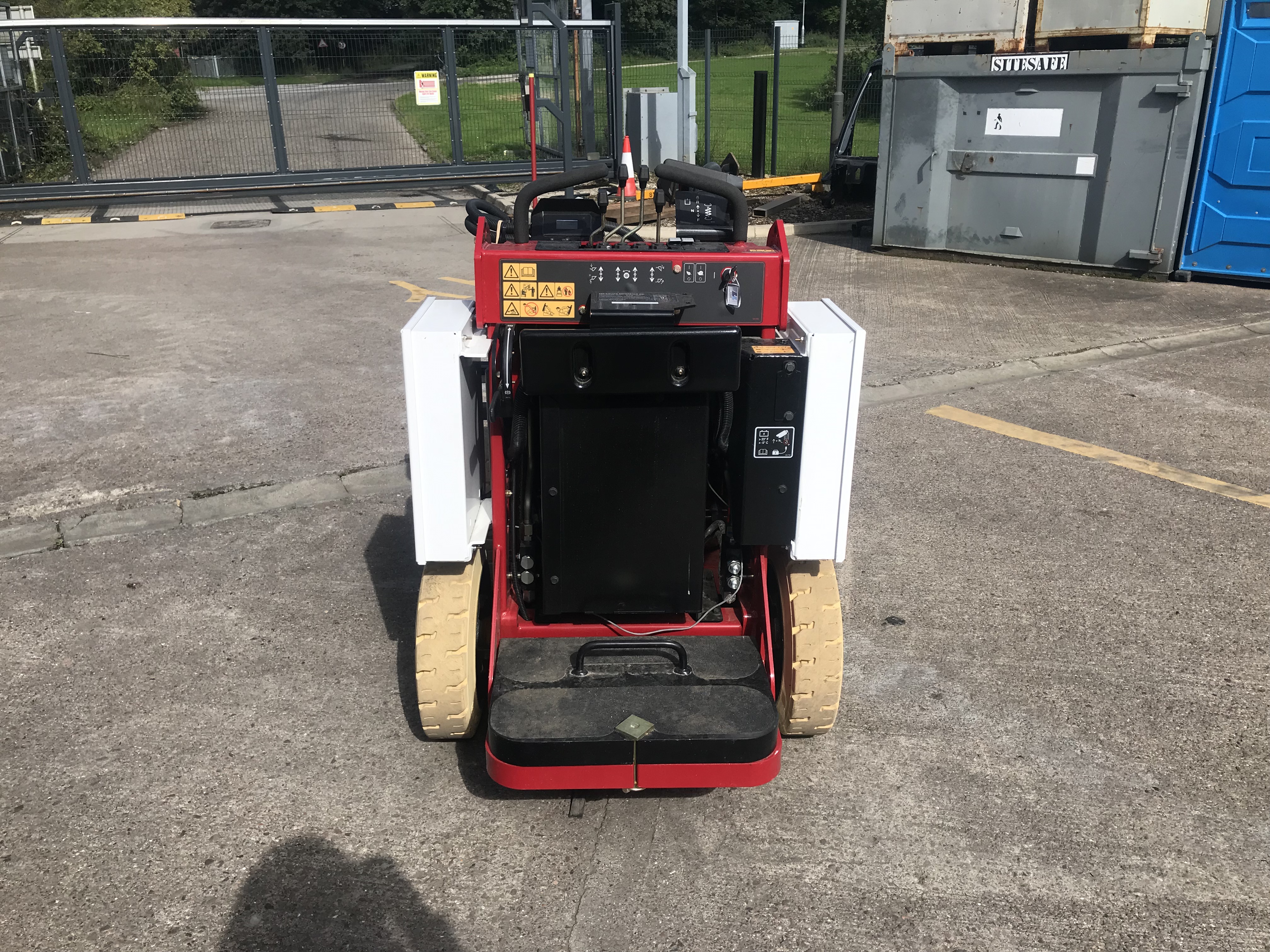Toro E-Dingo