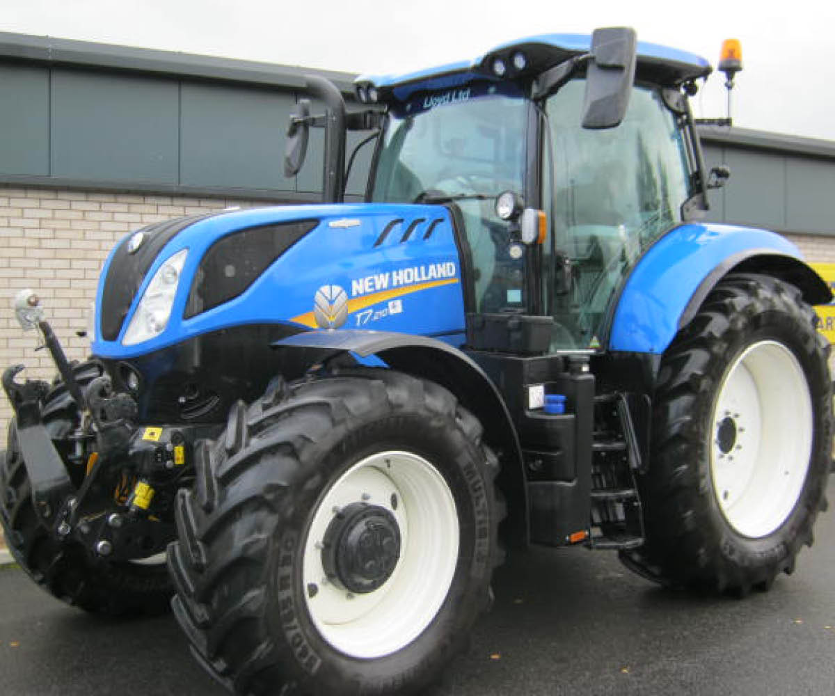 ExHire Tractors for sale at Lloyd Ltd Lloyd Ltd