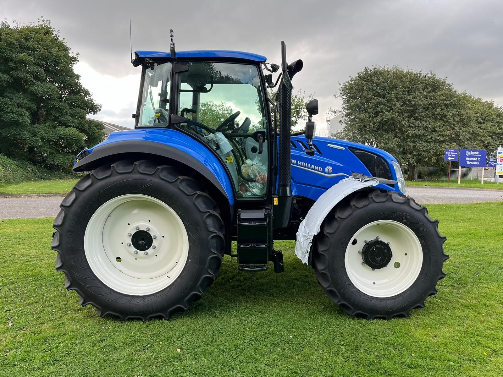 New Holland T5.120 Demo