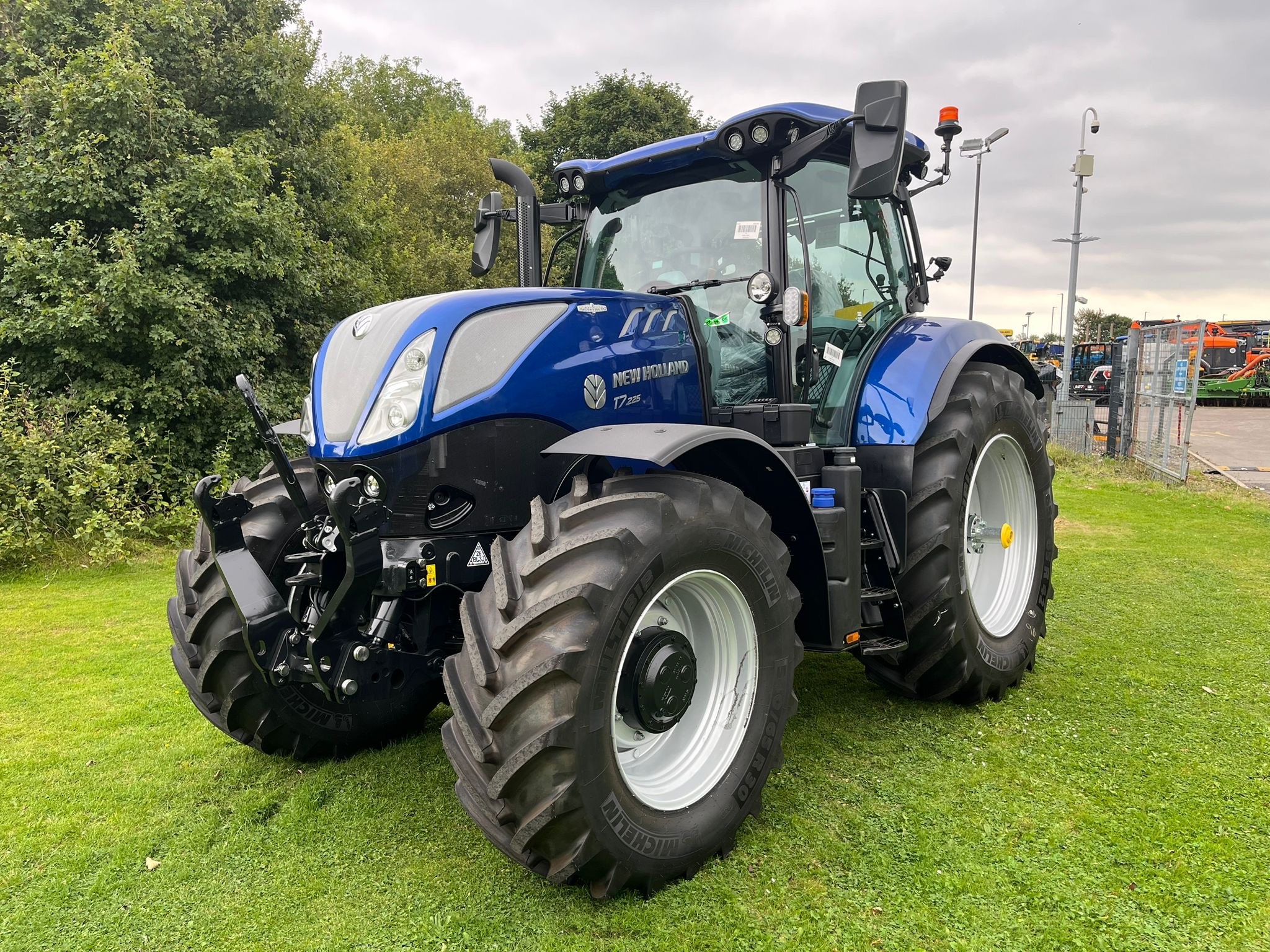 New Holland T7.225 Demo