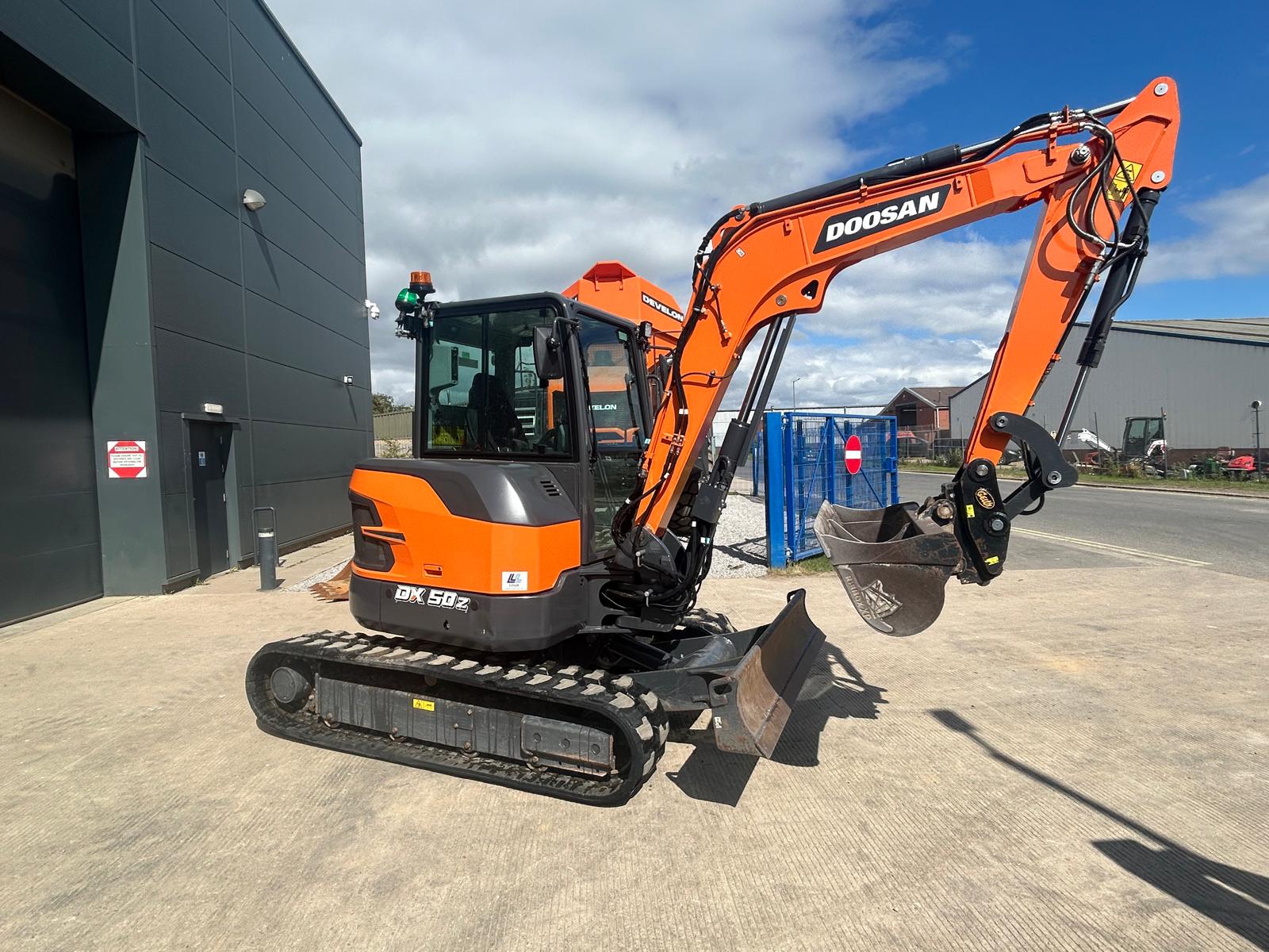 Doosan DX50z