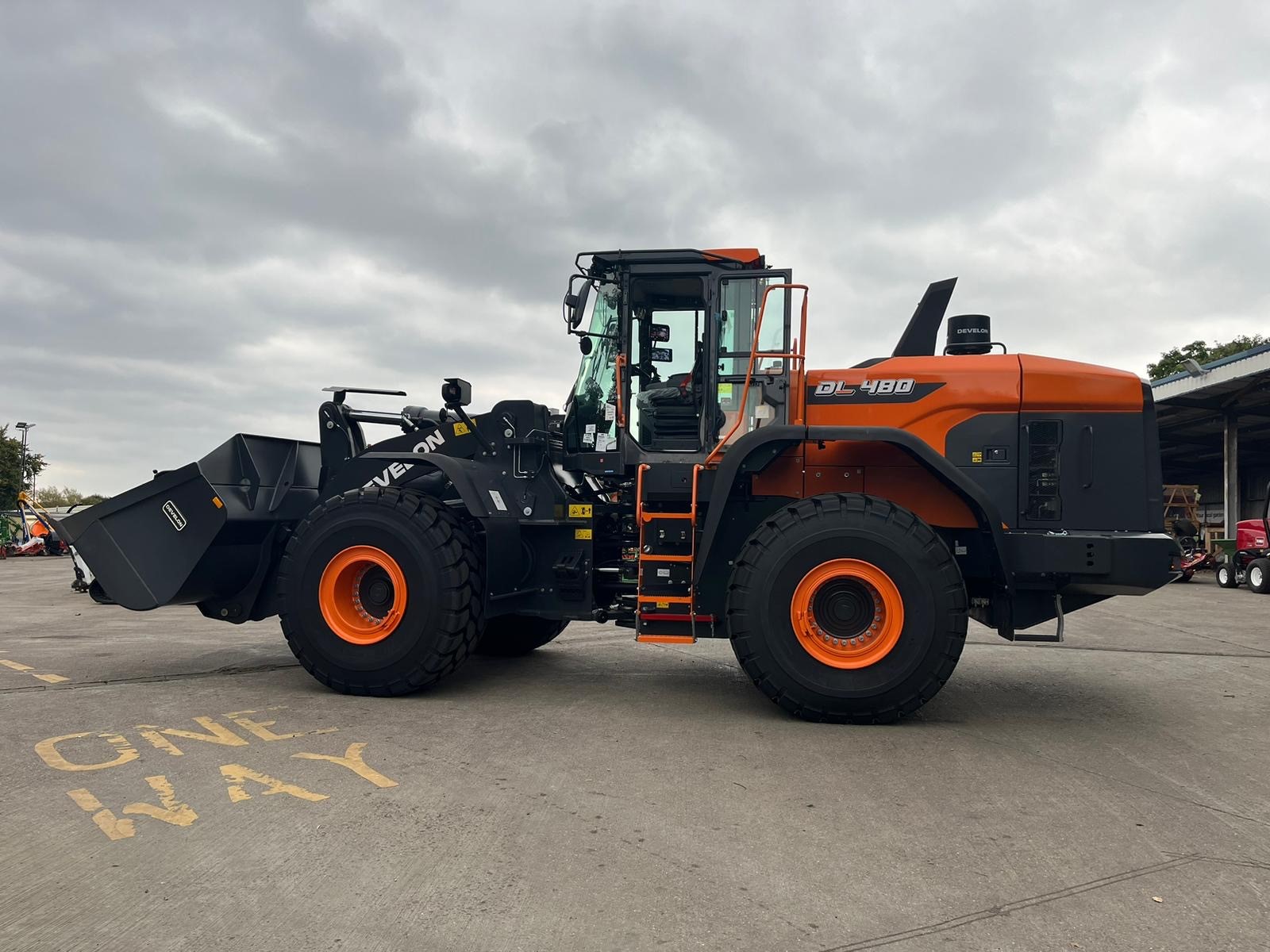 Develon DL480-7