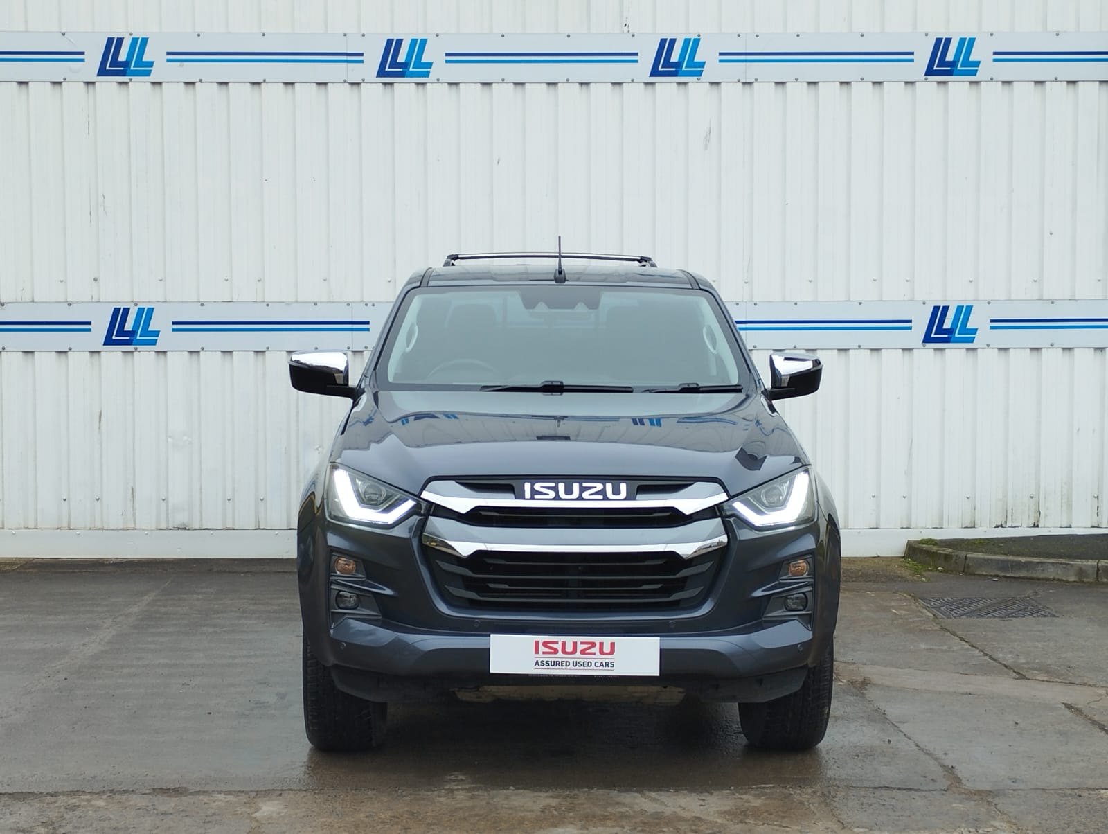 2024 Isuzu DL40