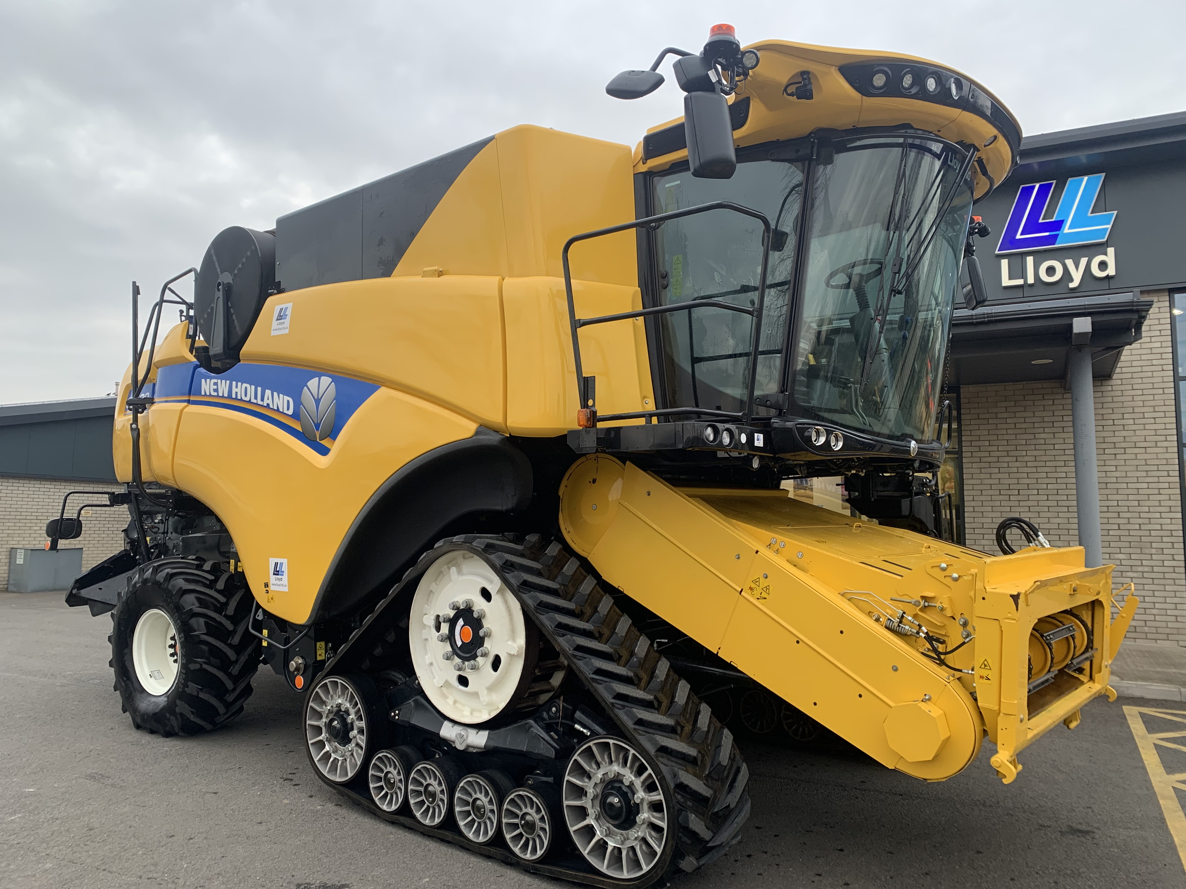 New Holland CX8.80