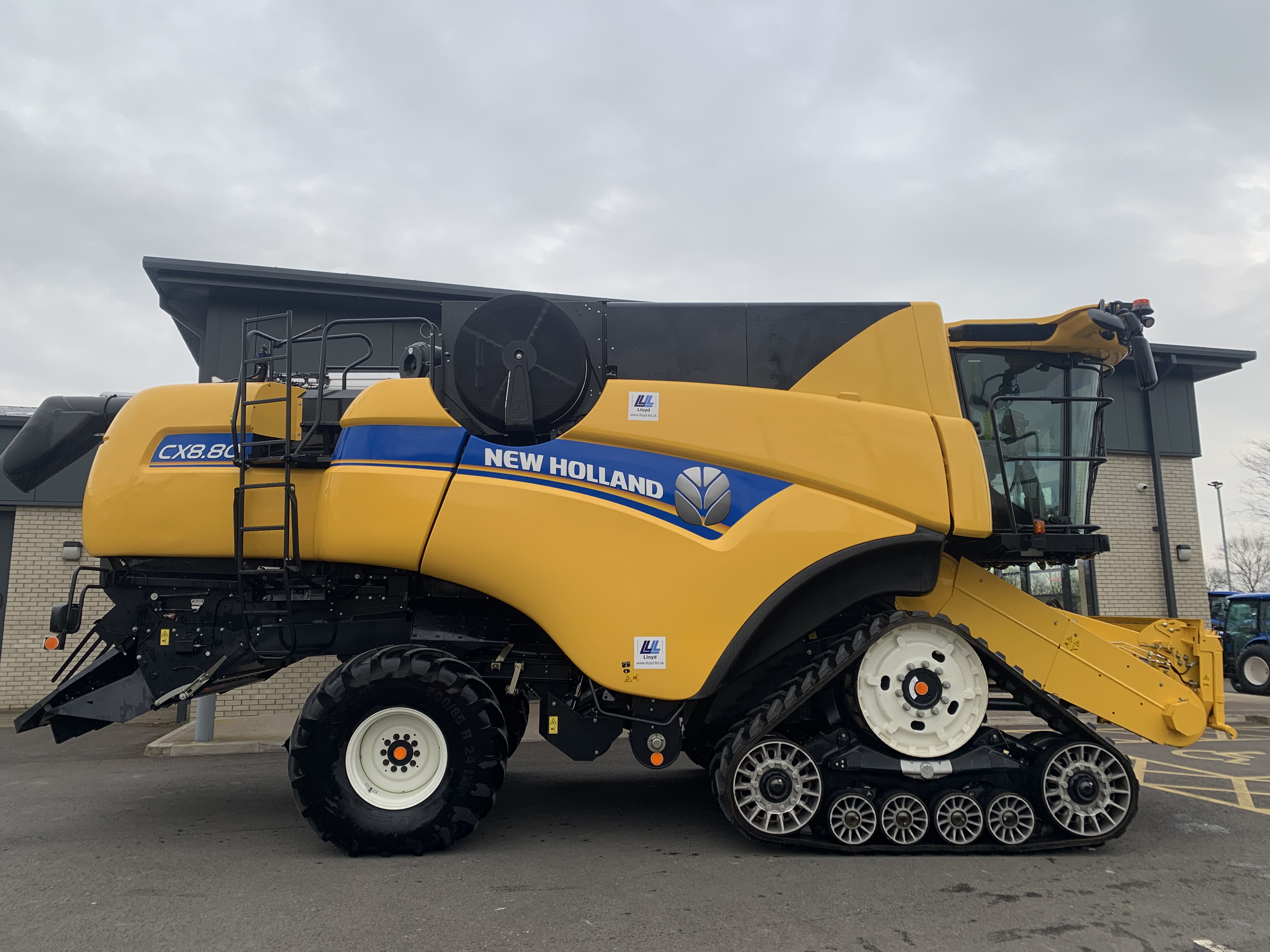 New Holland CX8.80