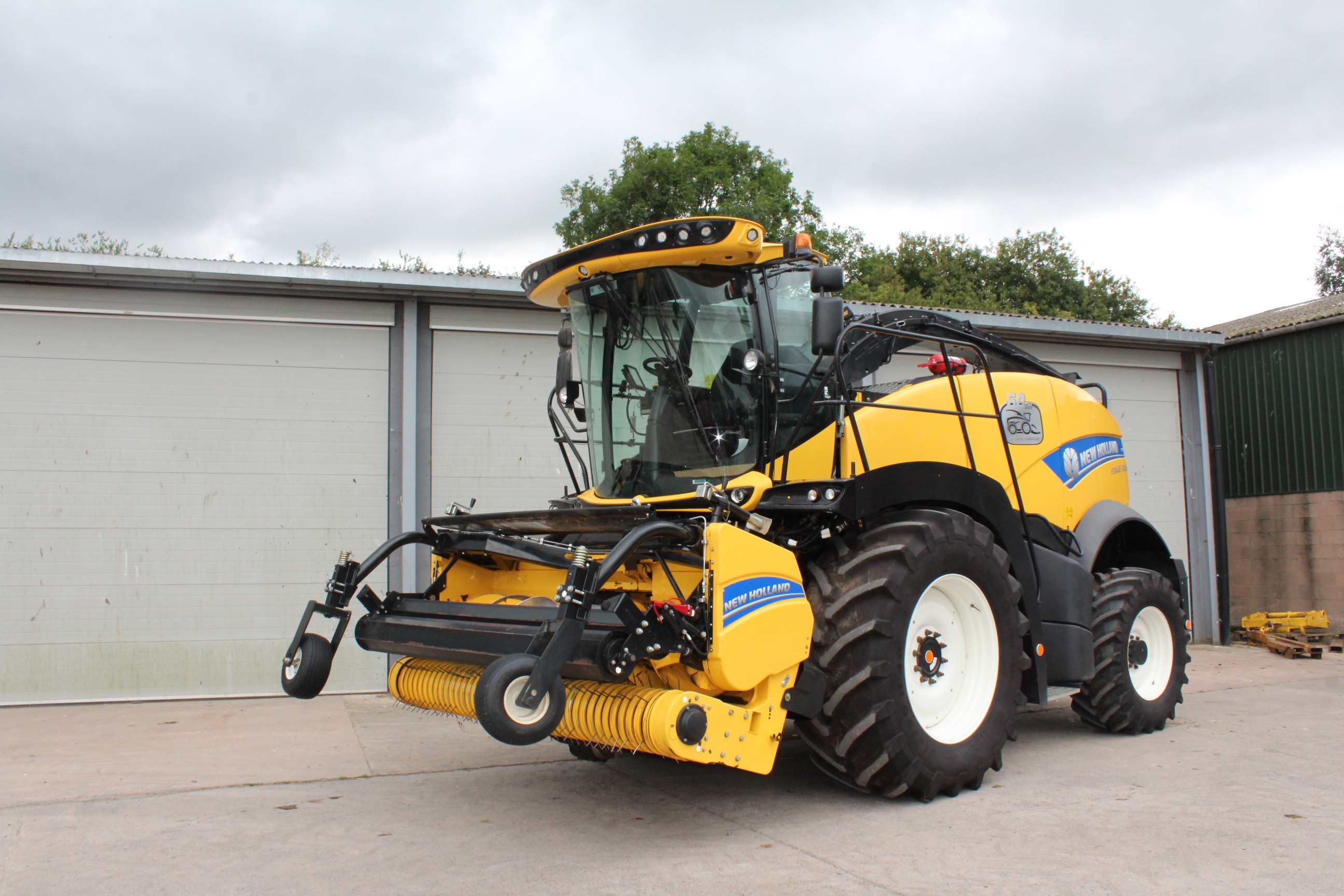 2022 New Holland FR780