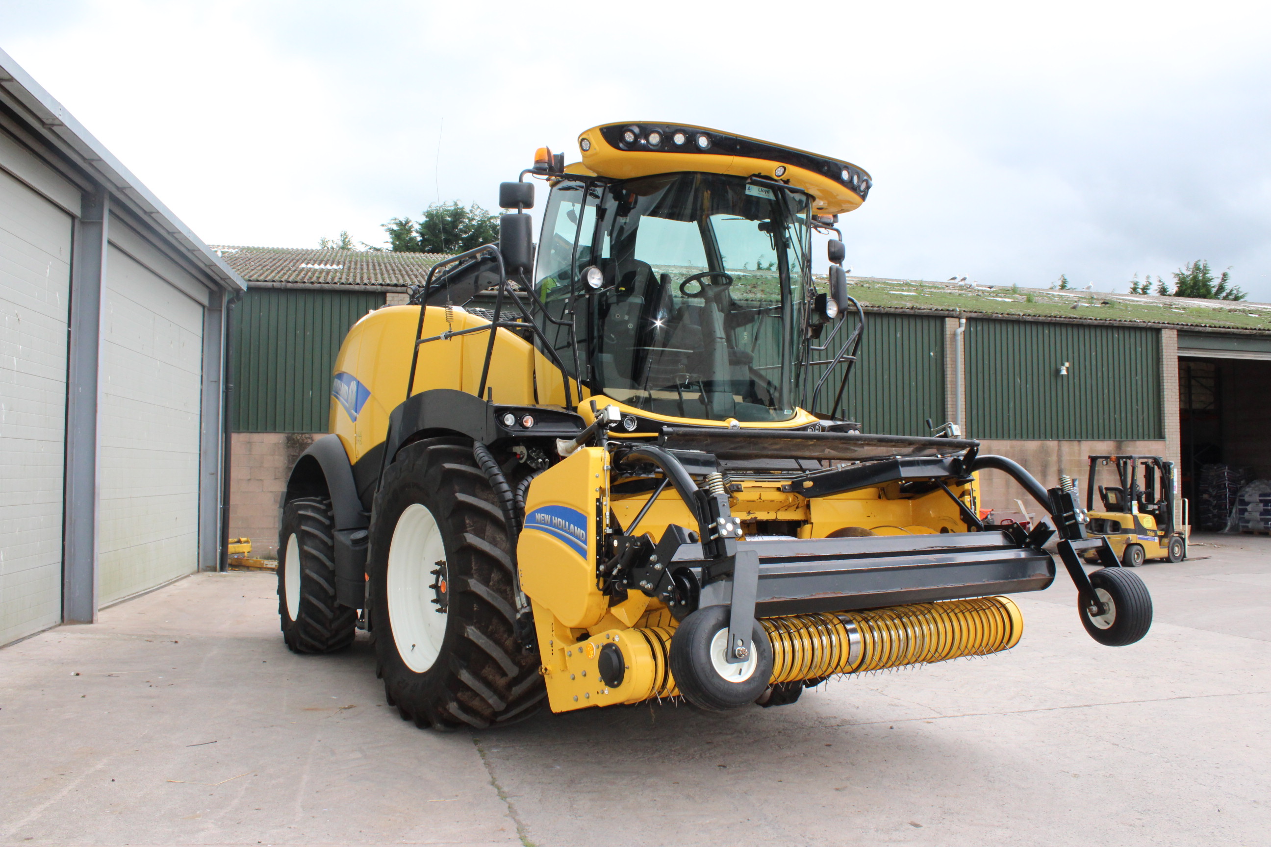 2022 New Holland FR780