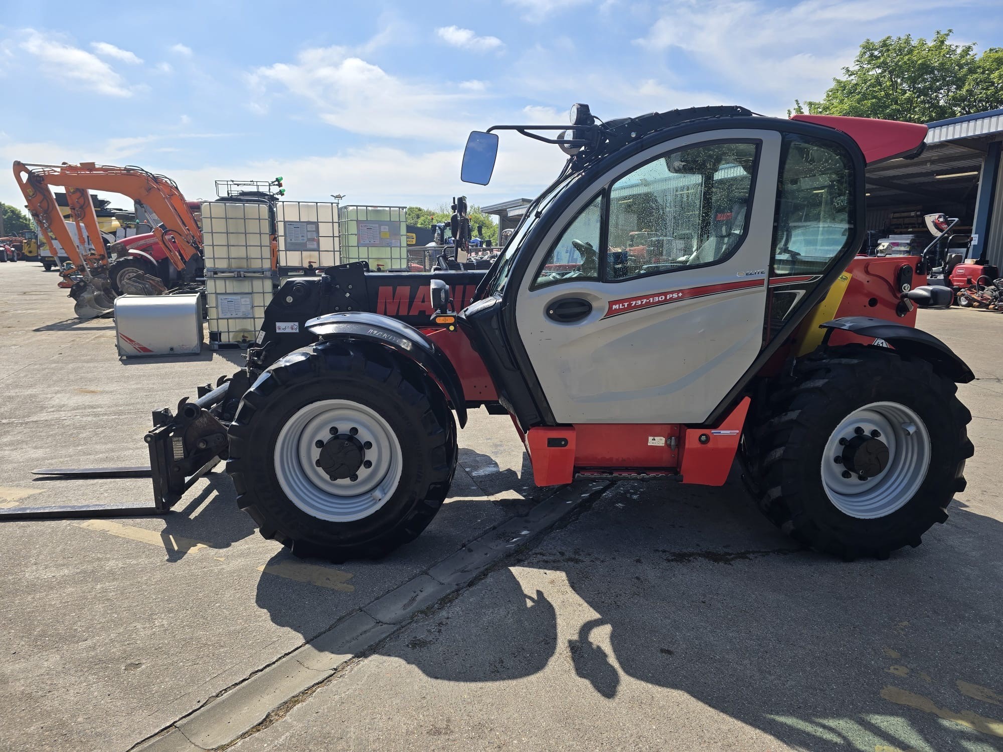 2021 Manitou MLT737-130PS