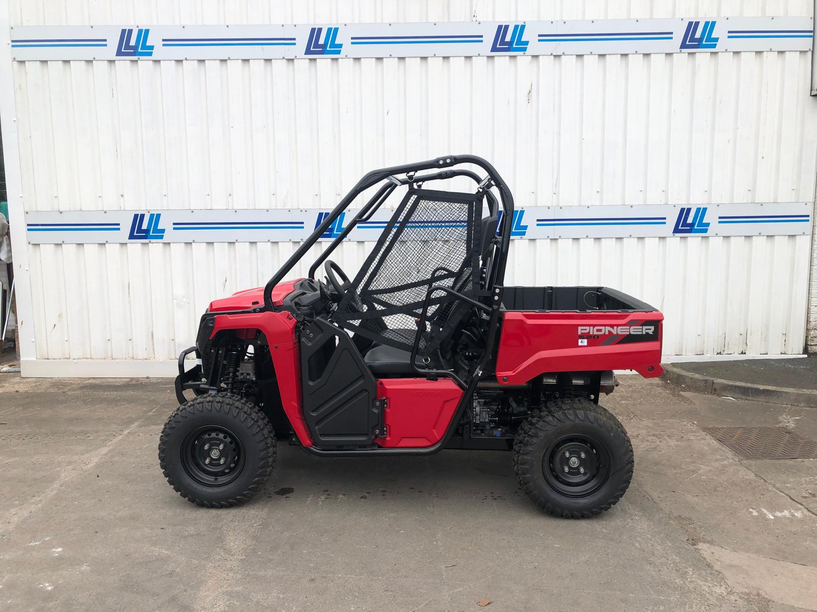Honda Pioneer 520