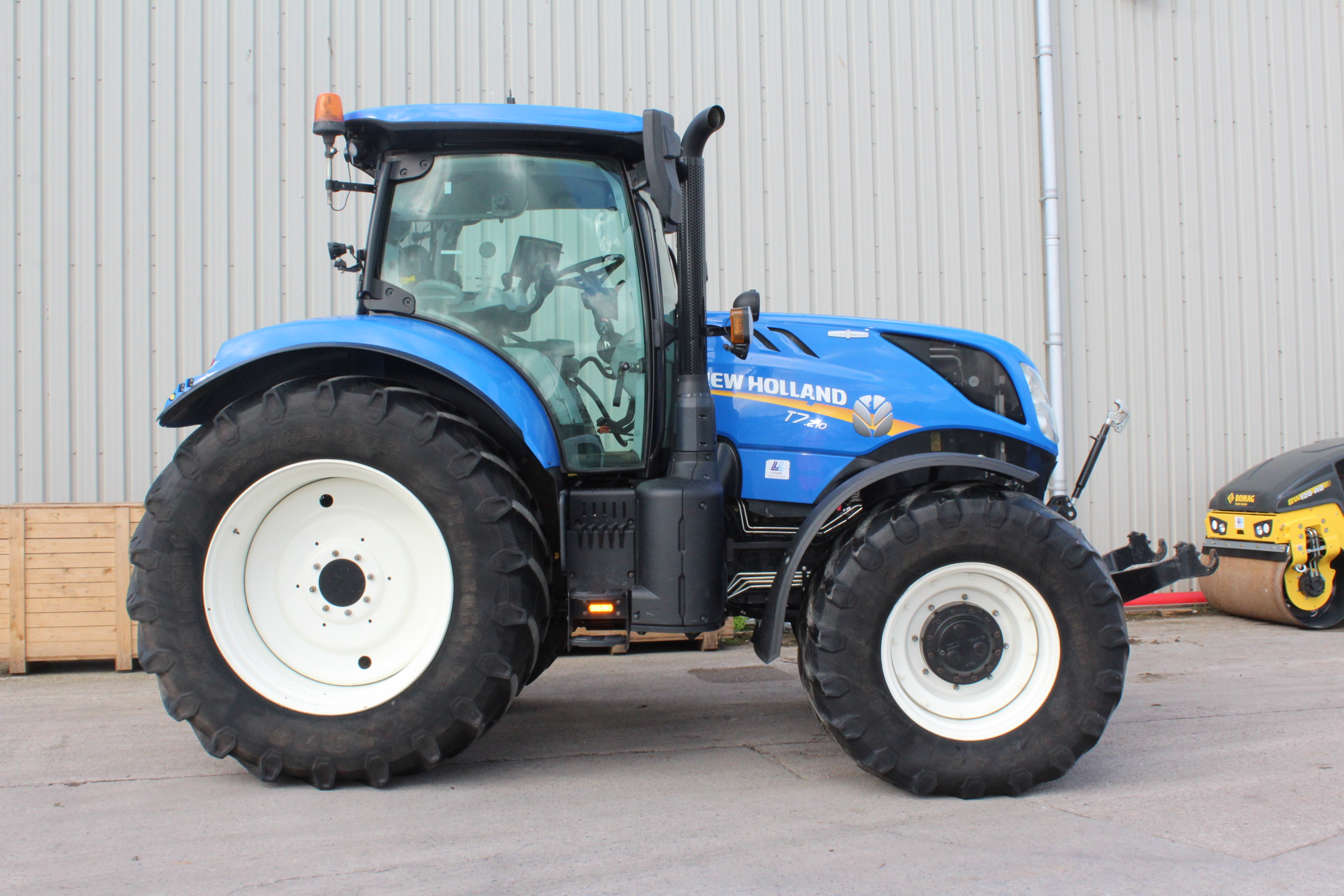 2022 New Holland T7.210