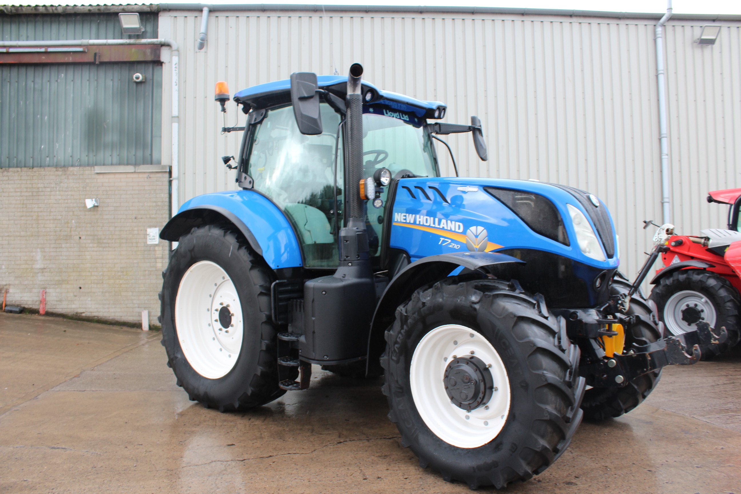 2022 New Holland T7.210