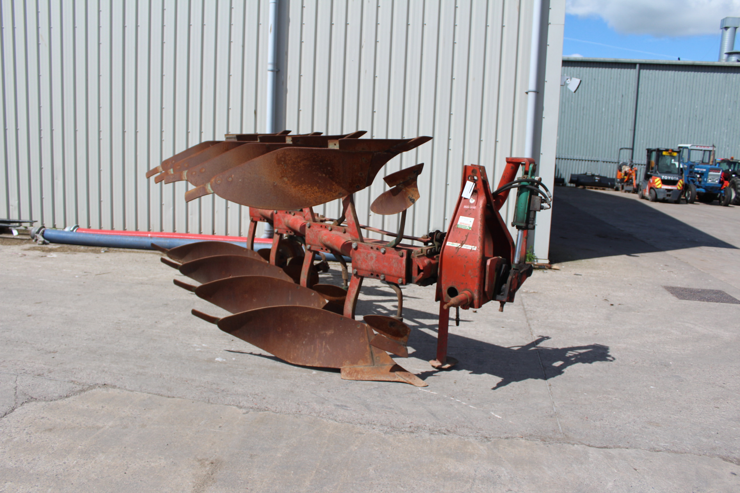 1988 Kverneland UK 4 Furrow