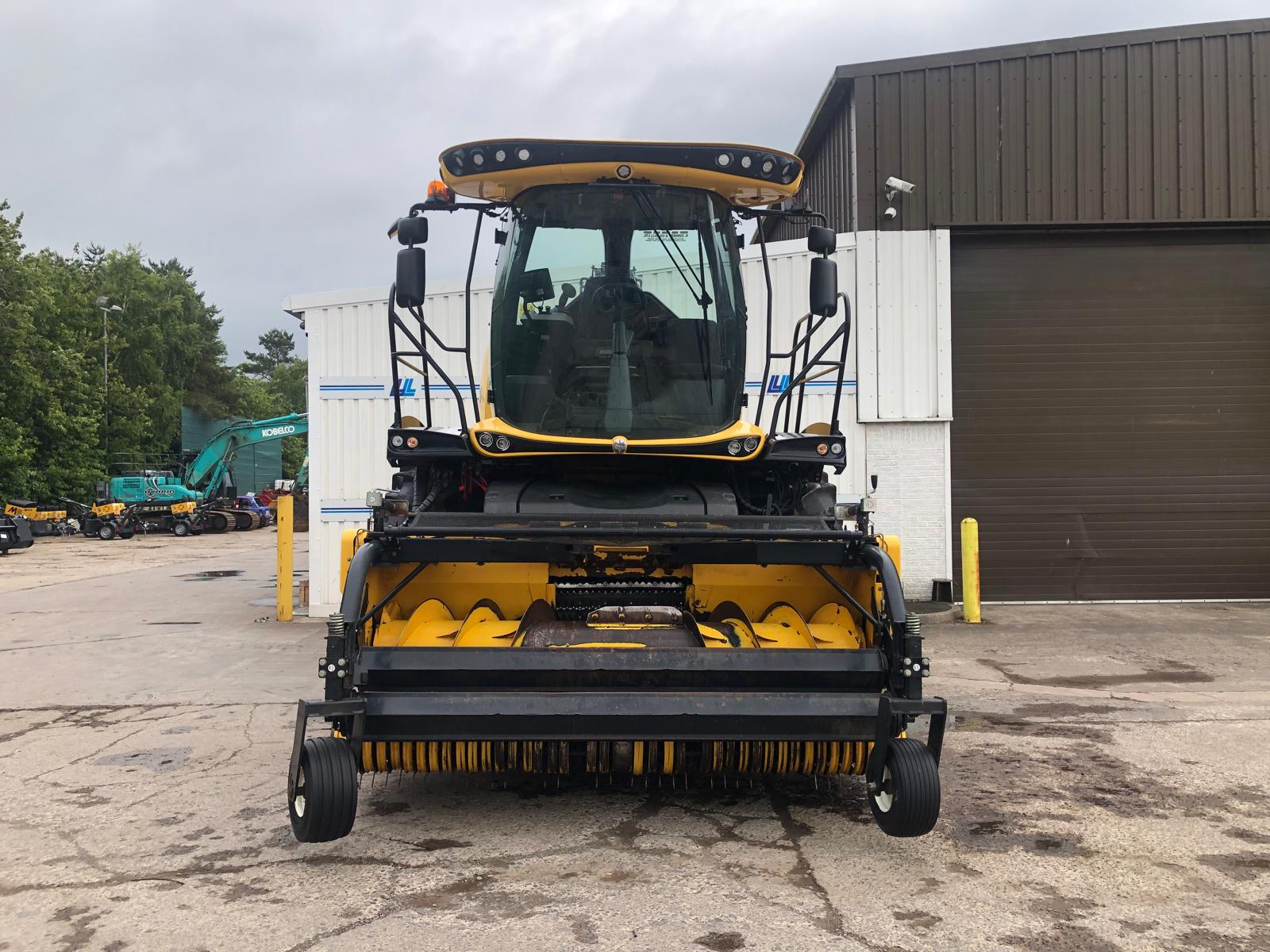 2020 New Holland Fr780
