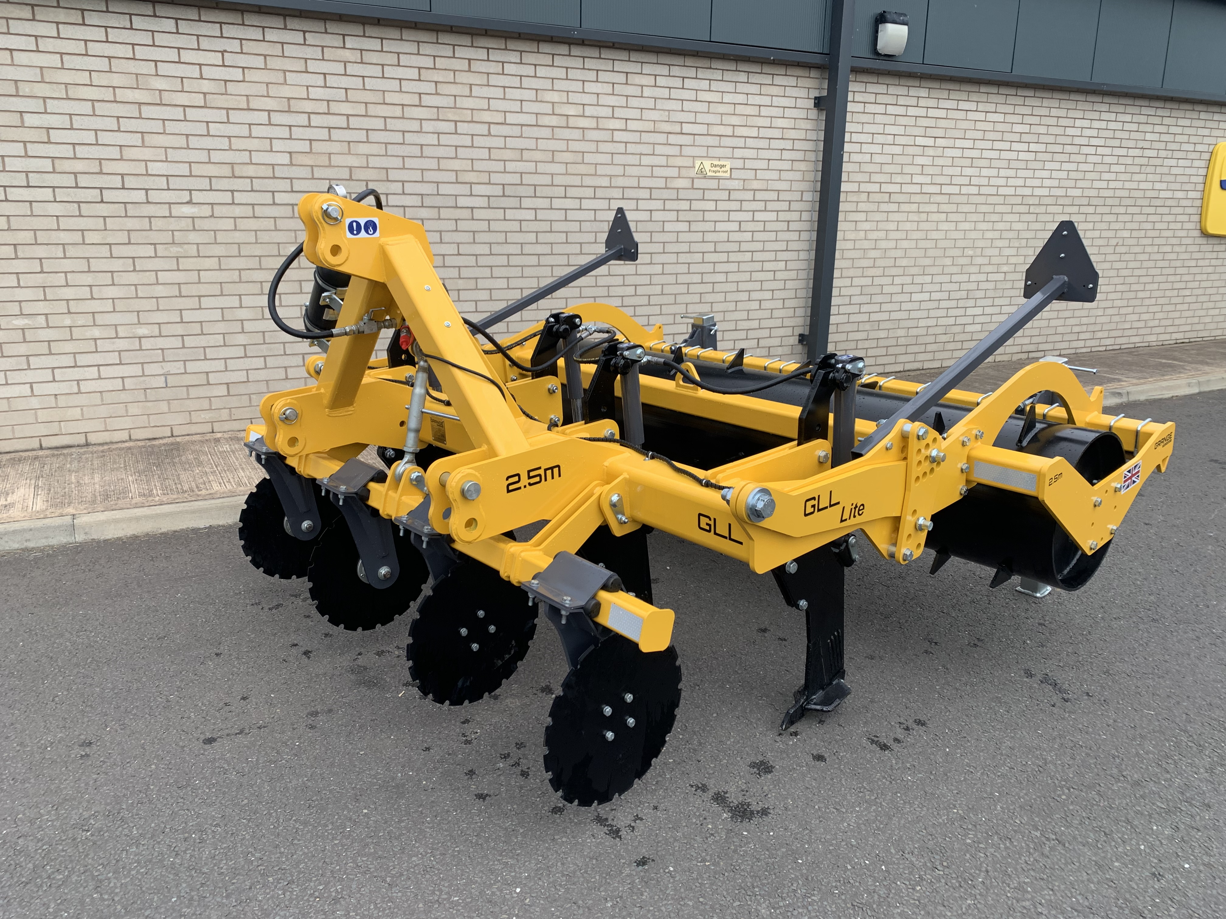 Grange Machinery Ltd 2.5m