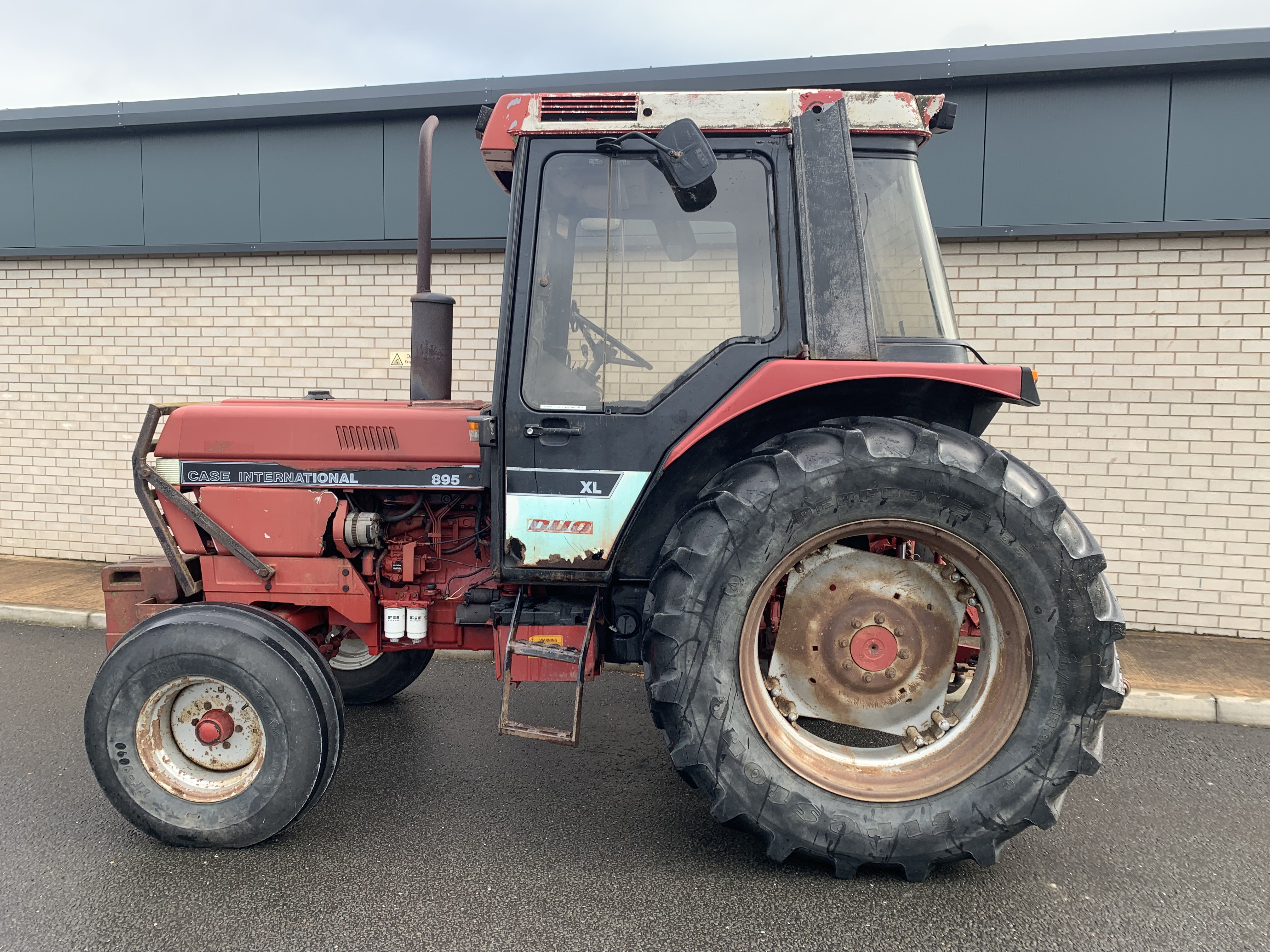 1994 Case 895 XL