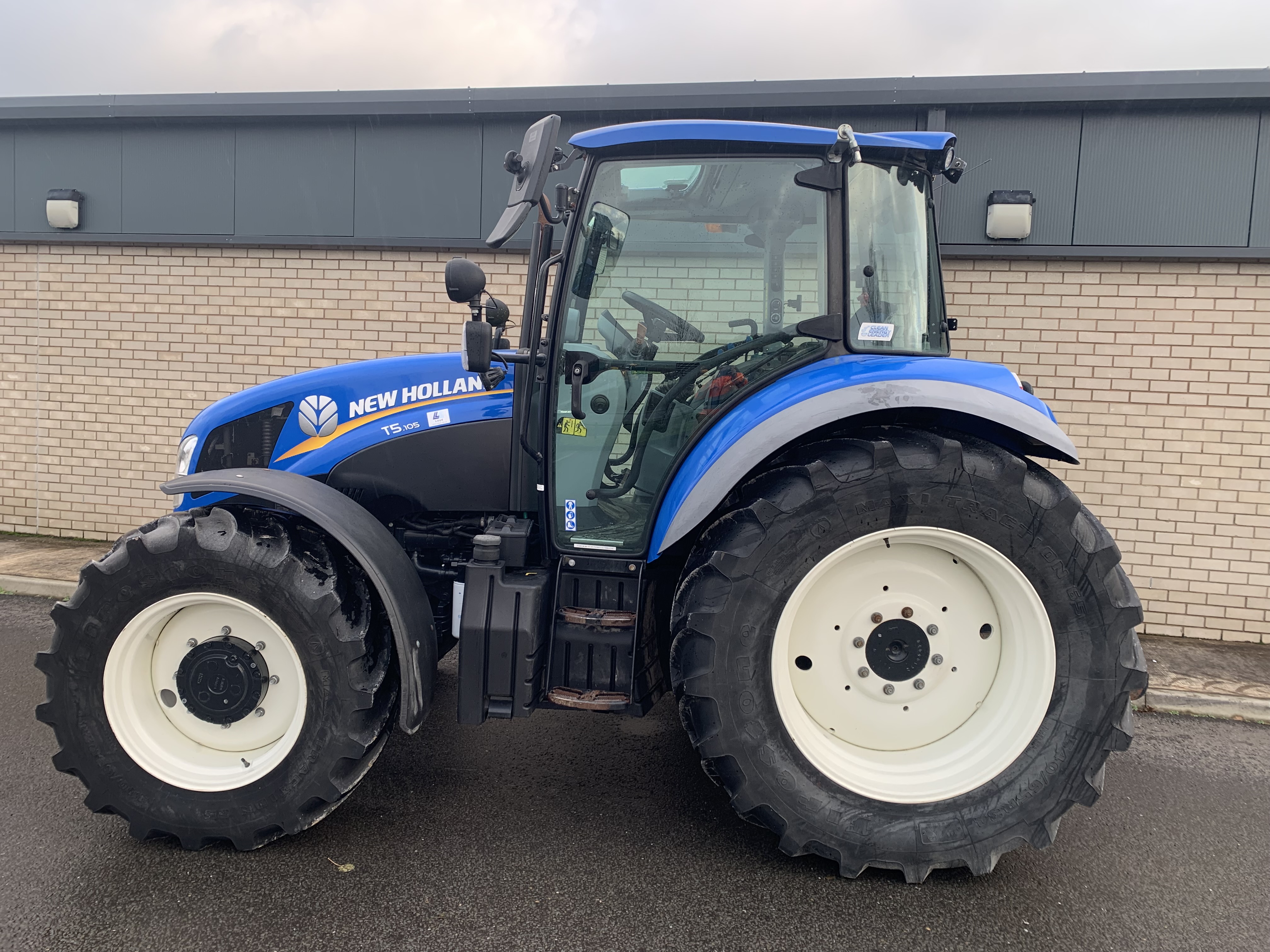 2020 New Holland T5.105 Dual Command