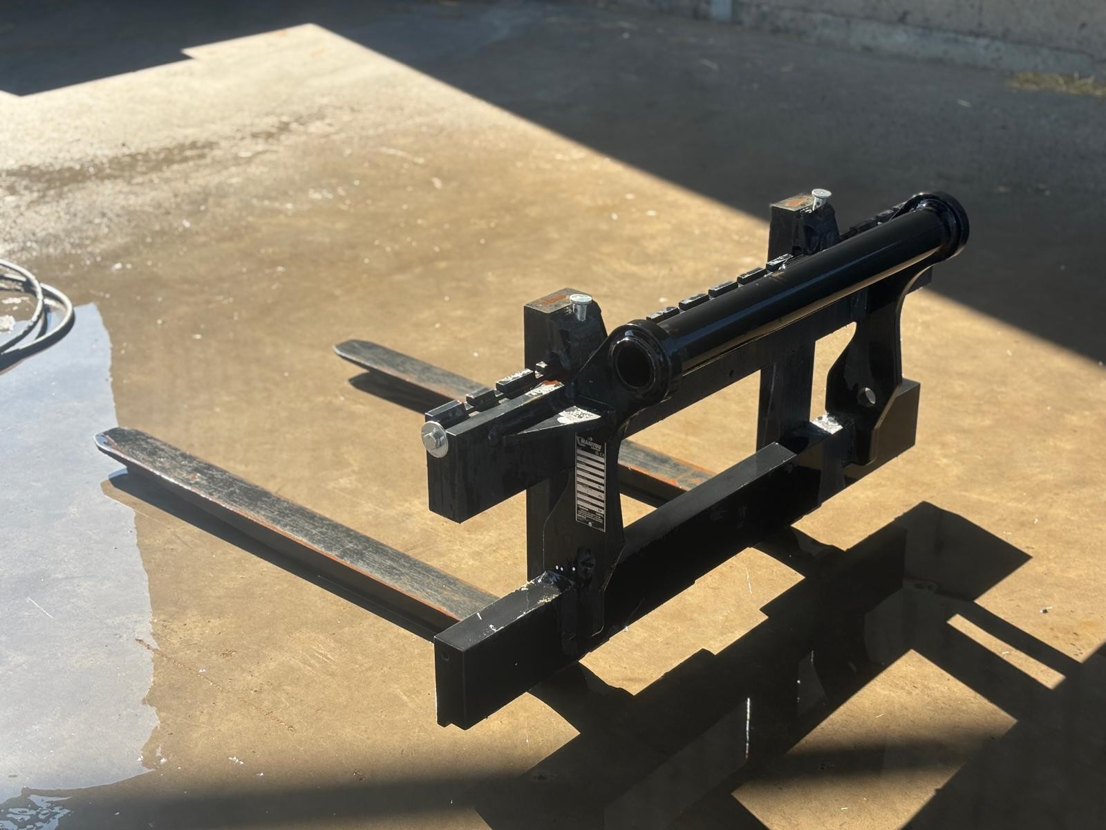 Manitou Pallet Forks