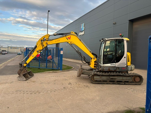 2017 Wacker Neuson EZ80