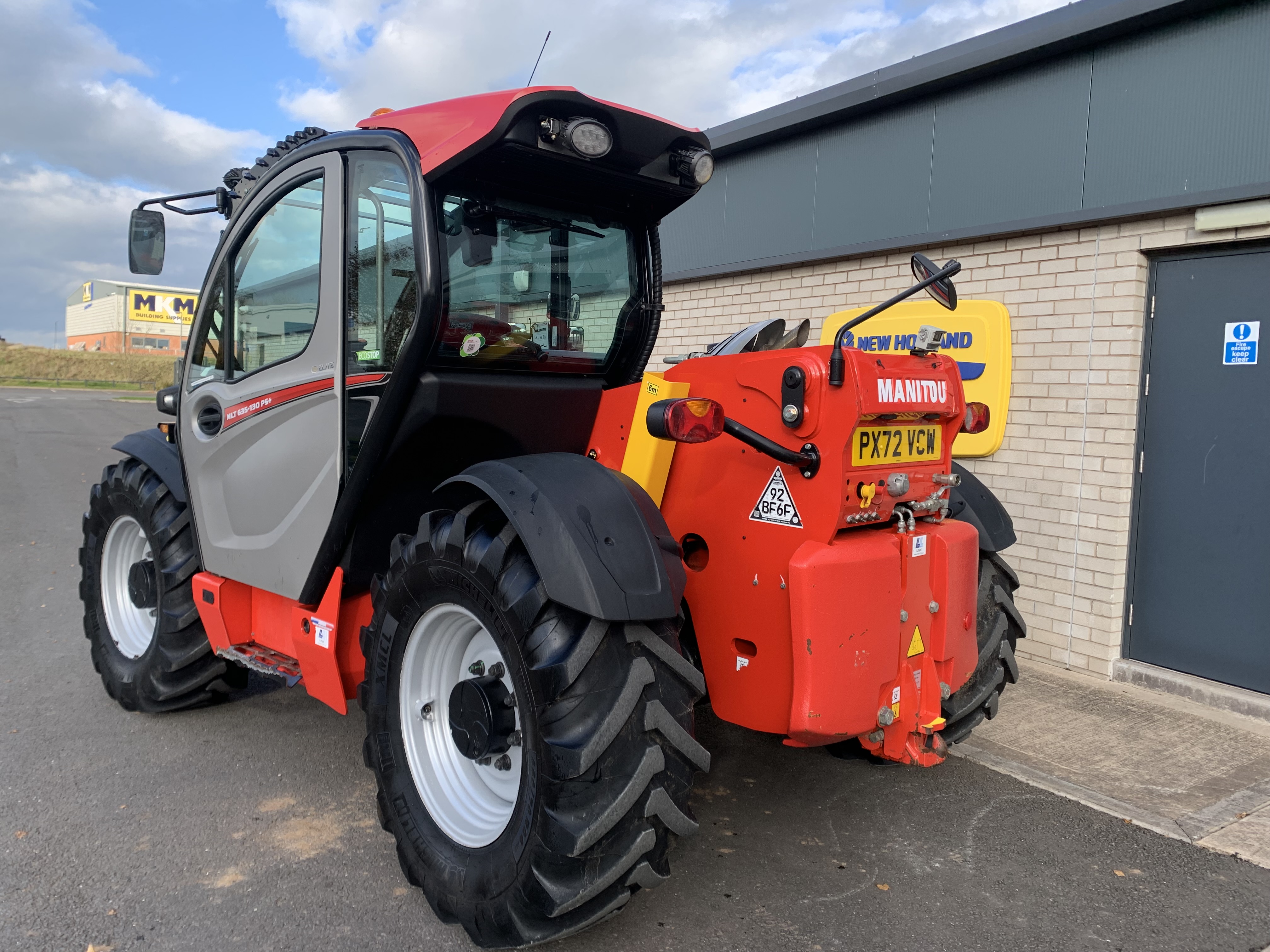 2022 Manitou MLT 635 Elite