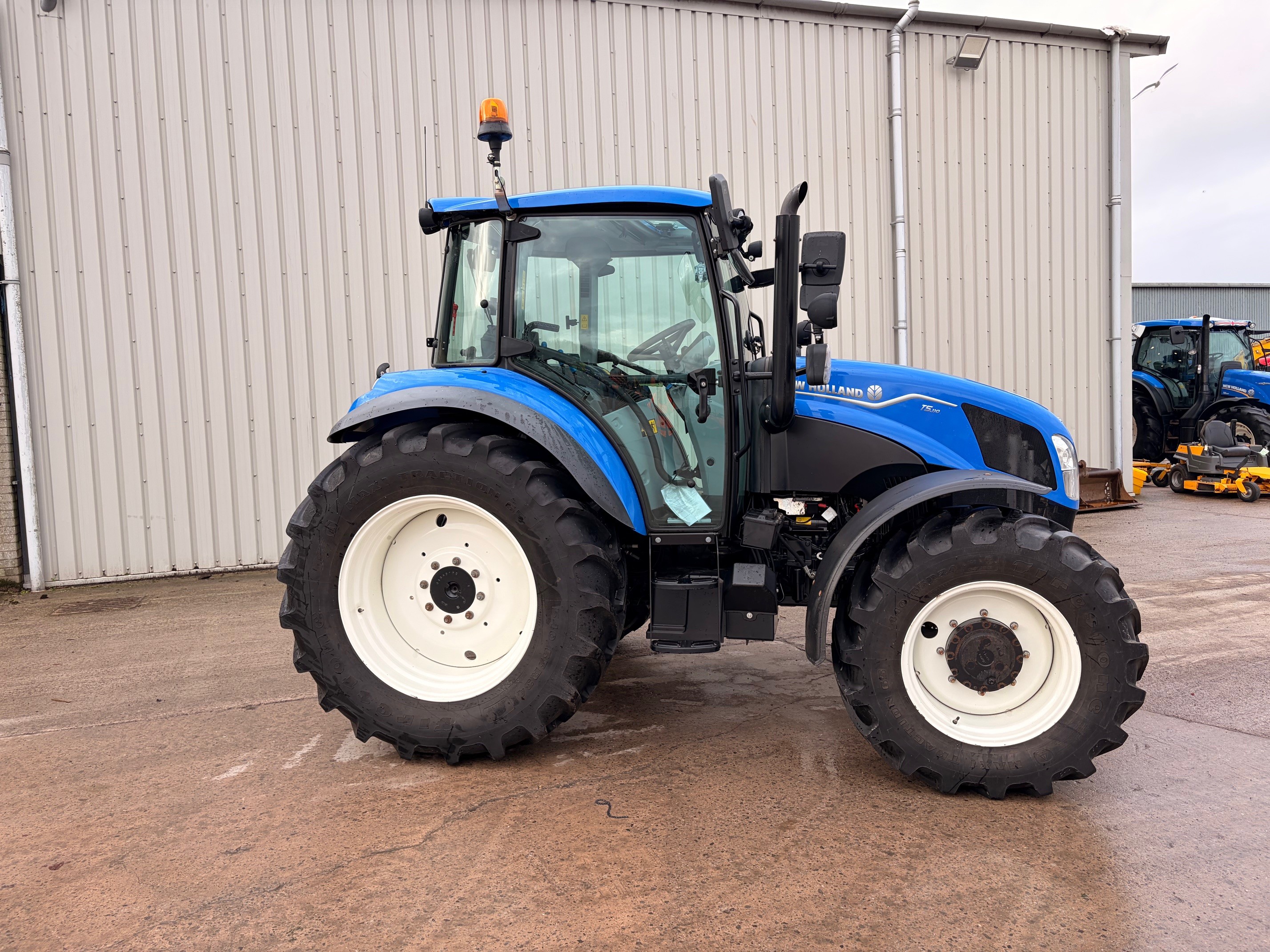2023 New Holland T5.110