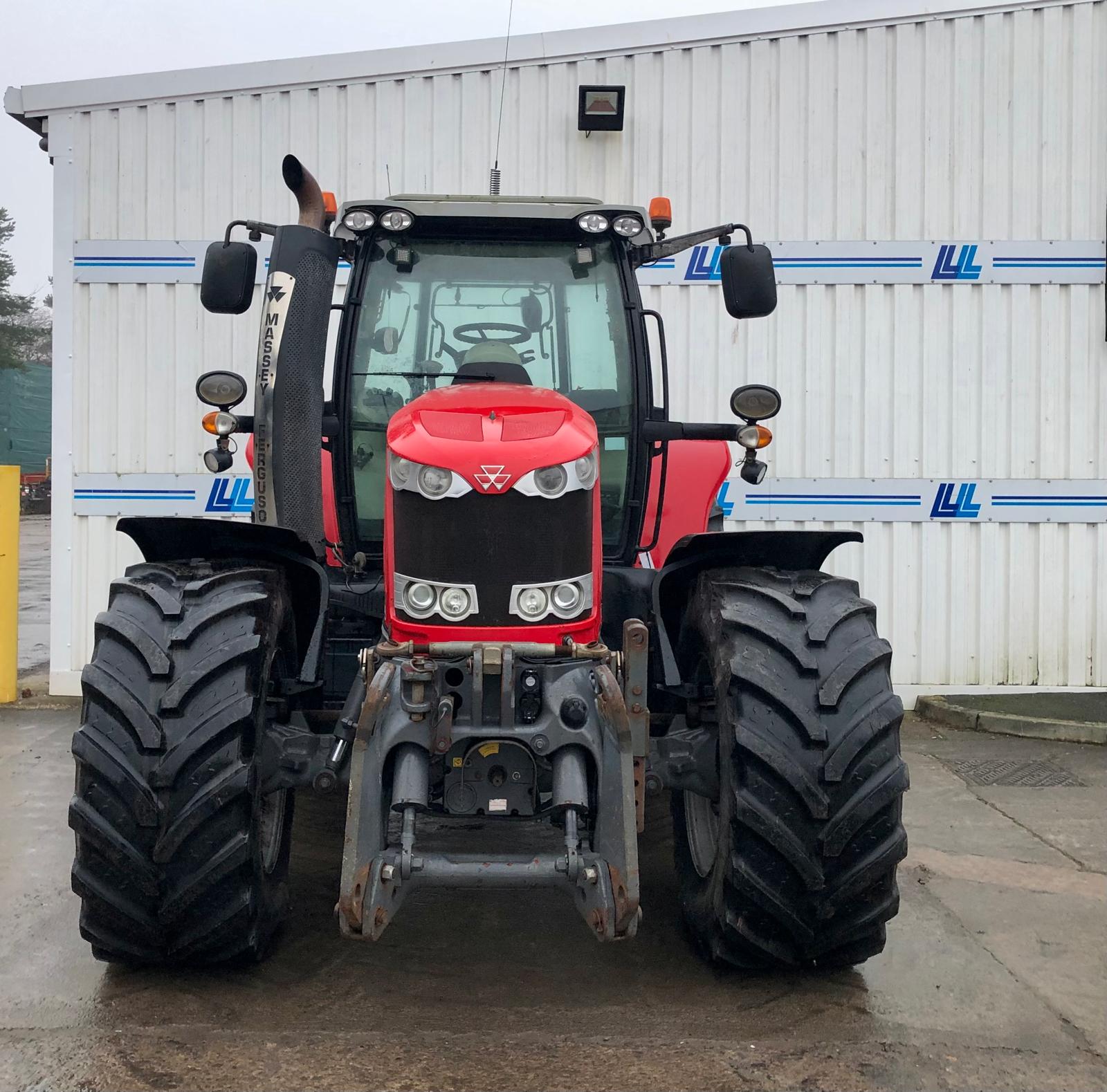 2019 Massey Ferguson 7718