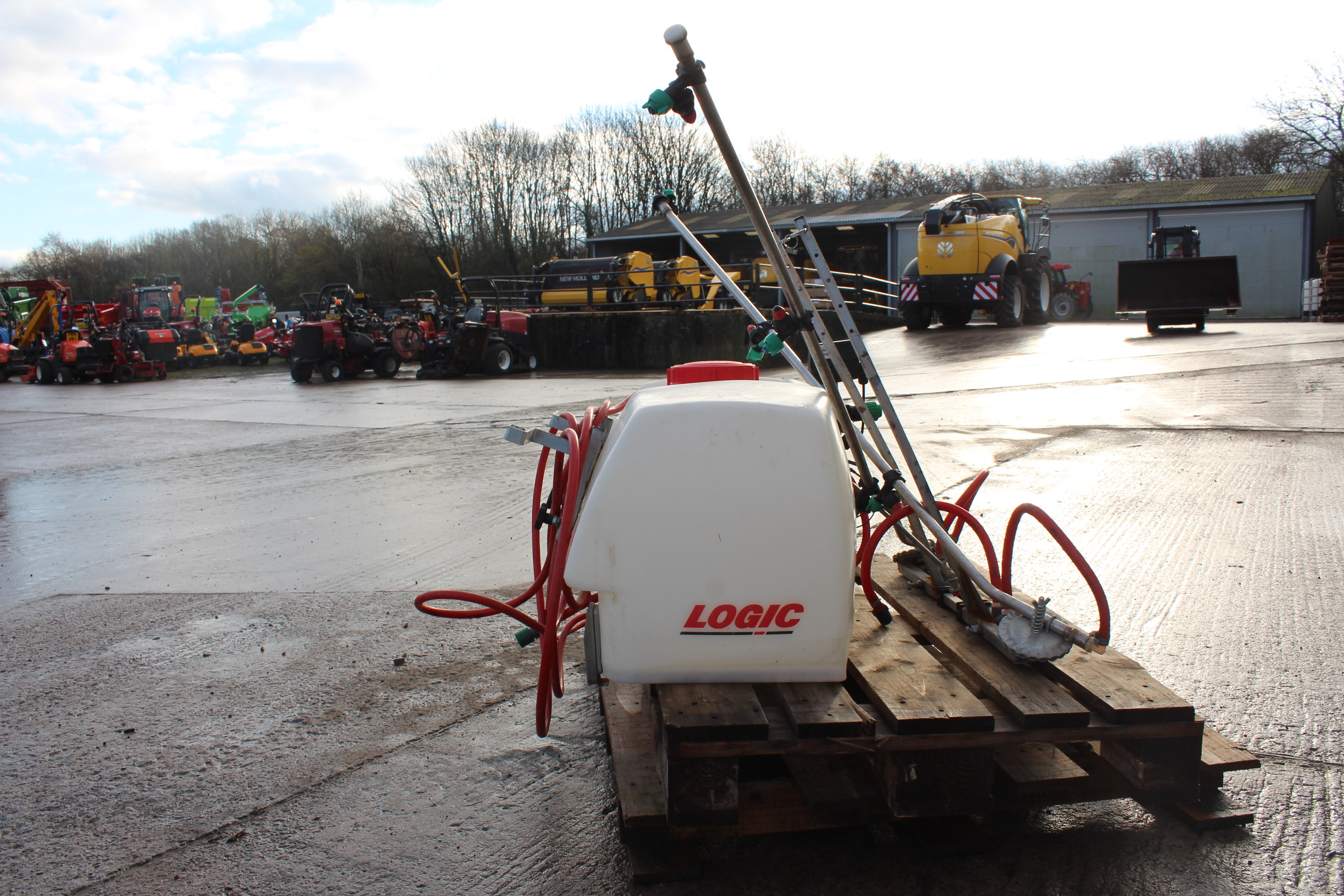 2023 Logic Manufacturing 135L