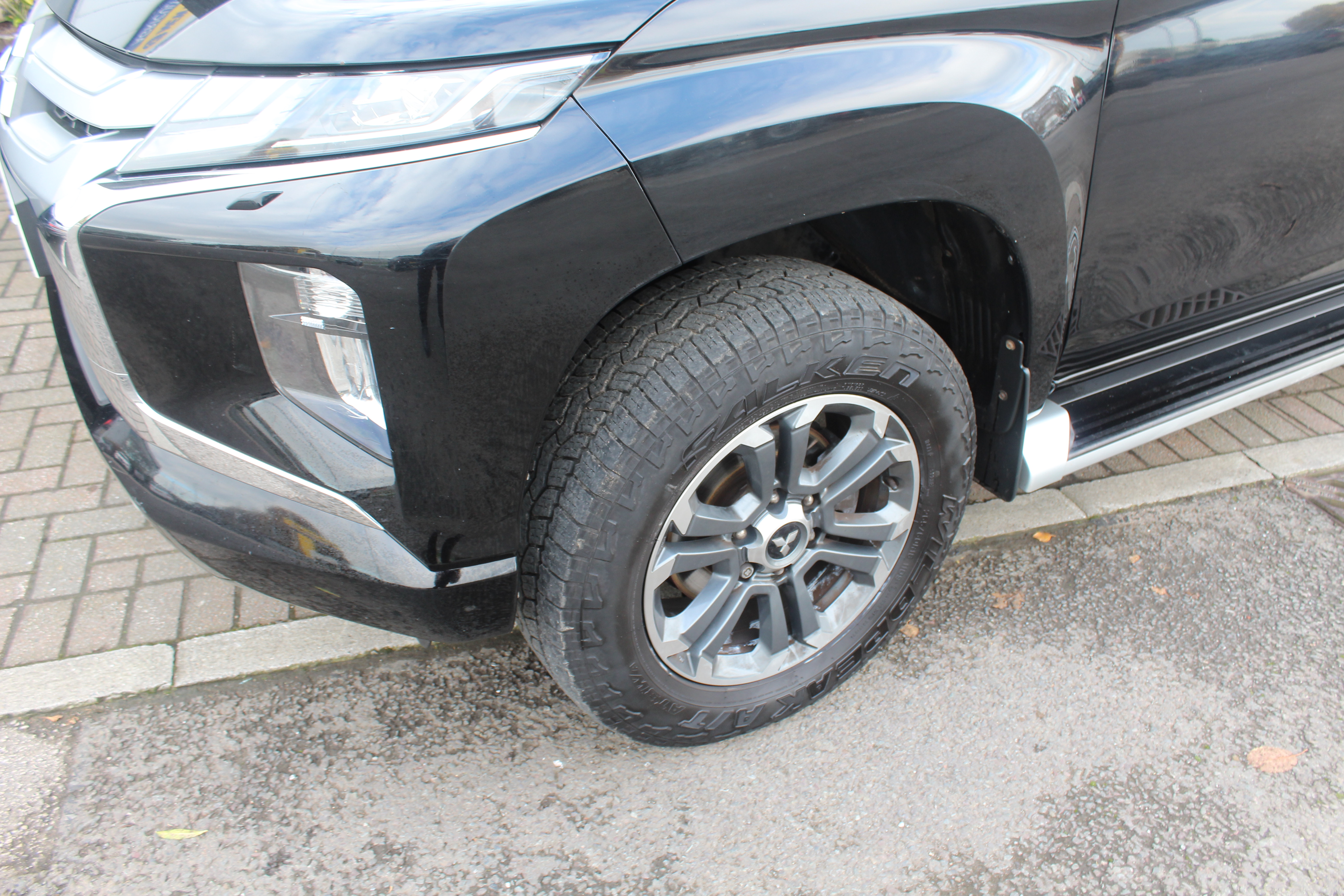 Mitsubishi L200 Barbarian