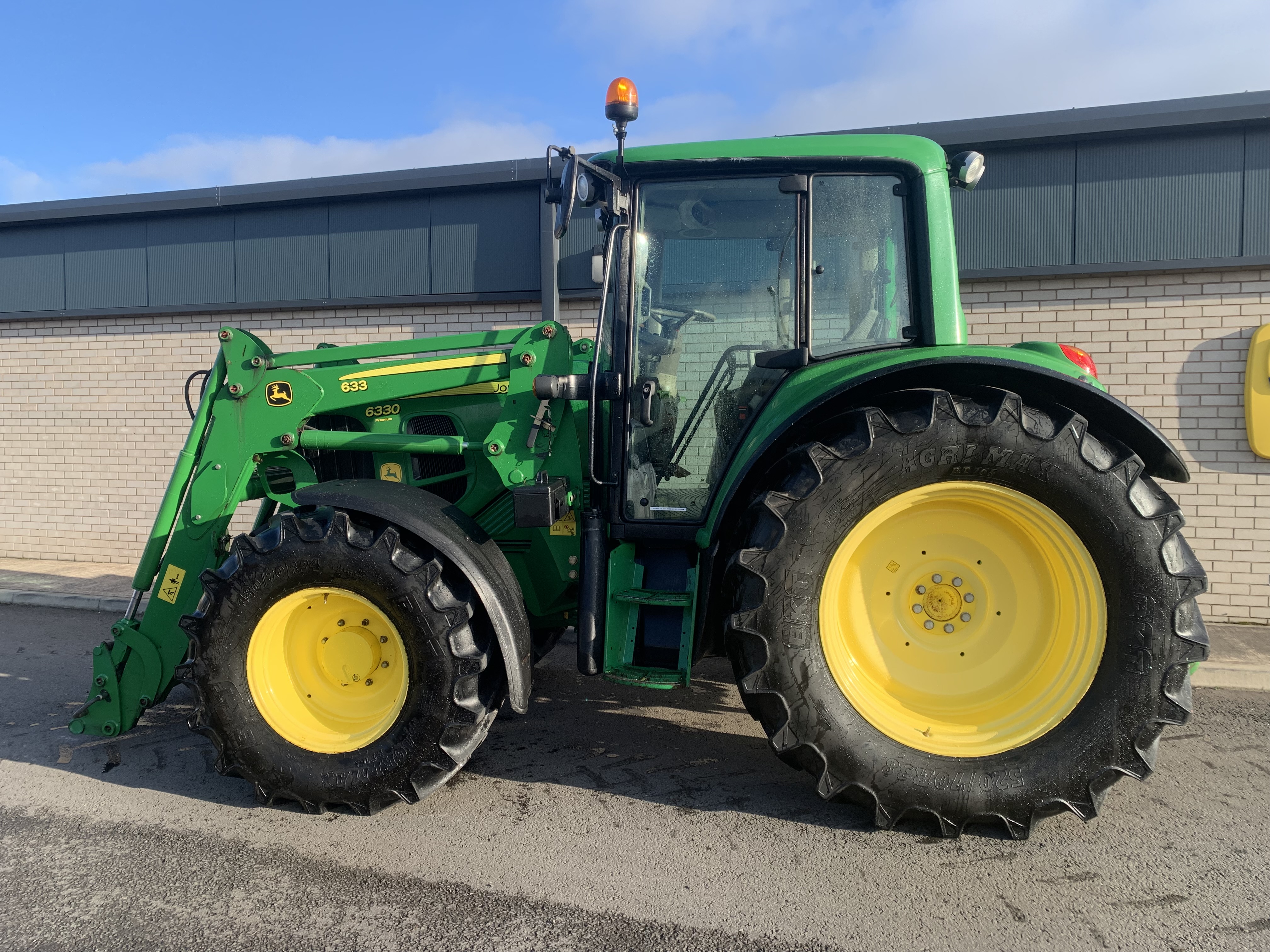 John Deere 6330 Premium