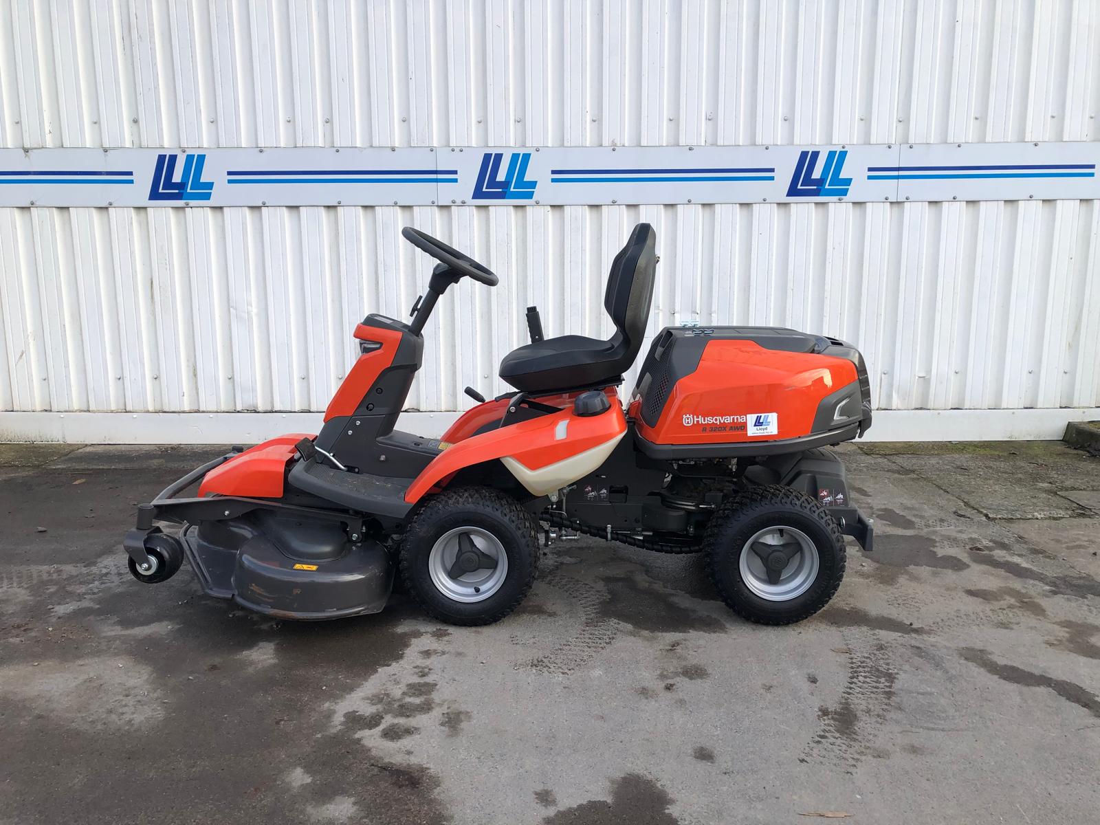 2023 Husqvarna R320xawd