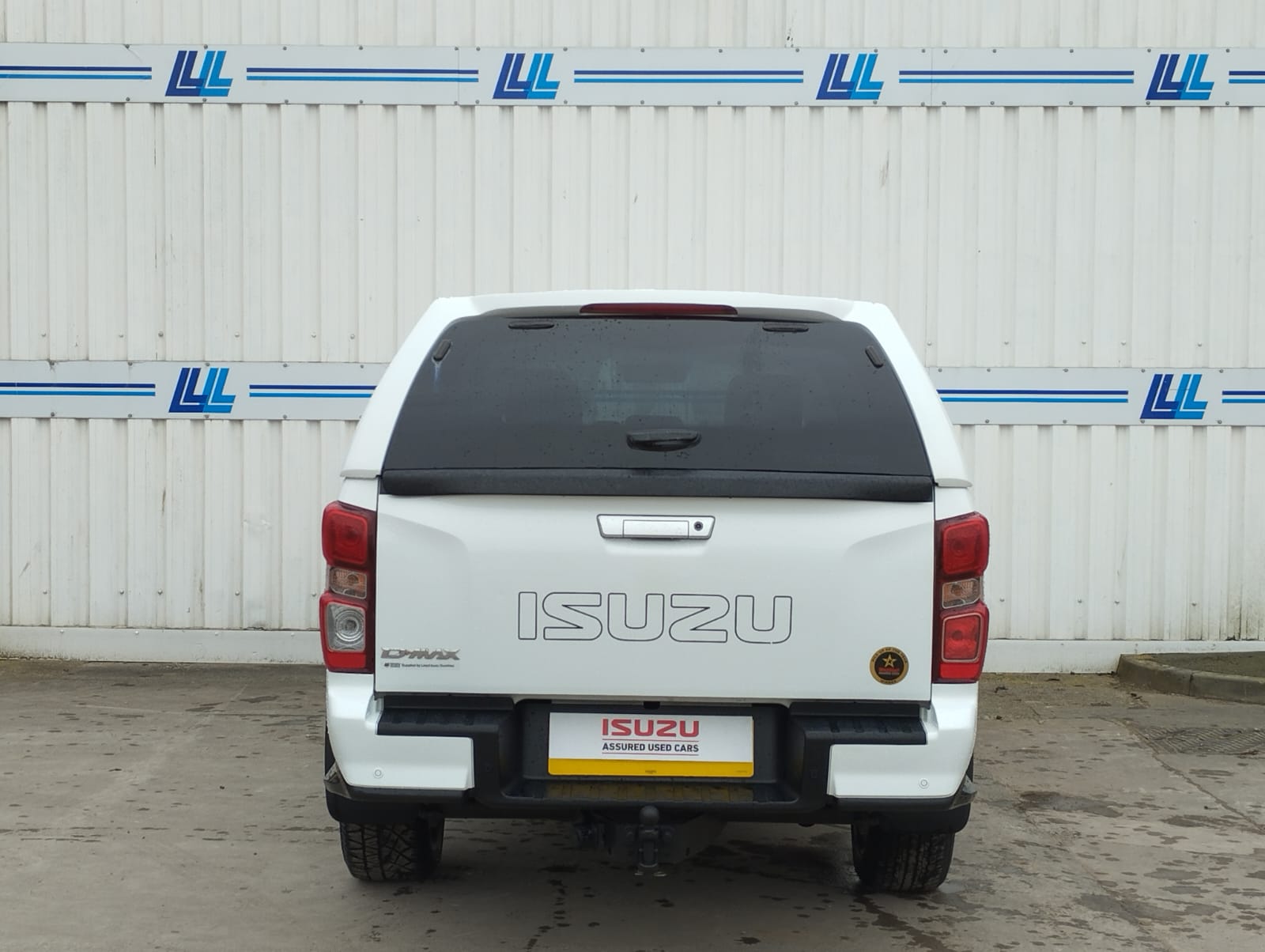 2023 Isuzu DL20