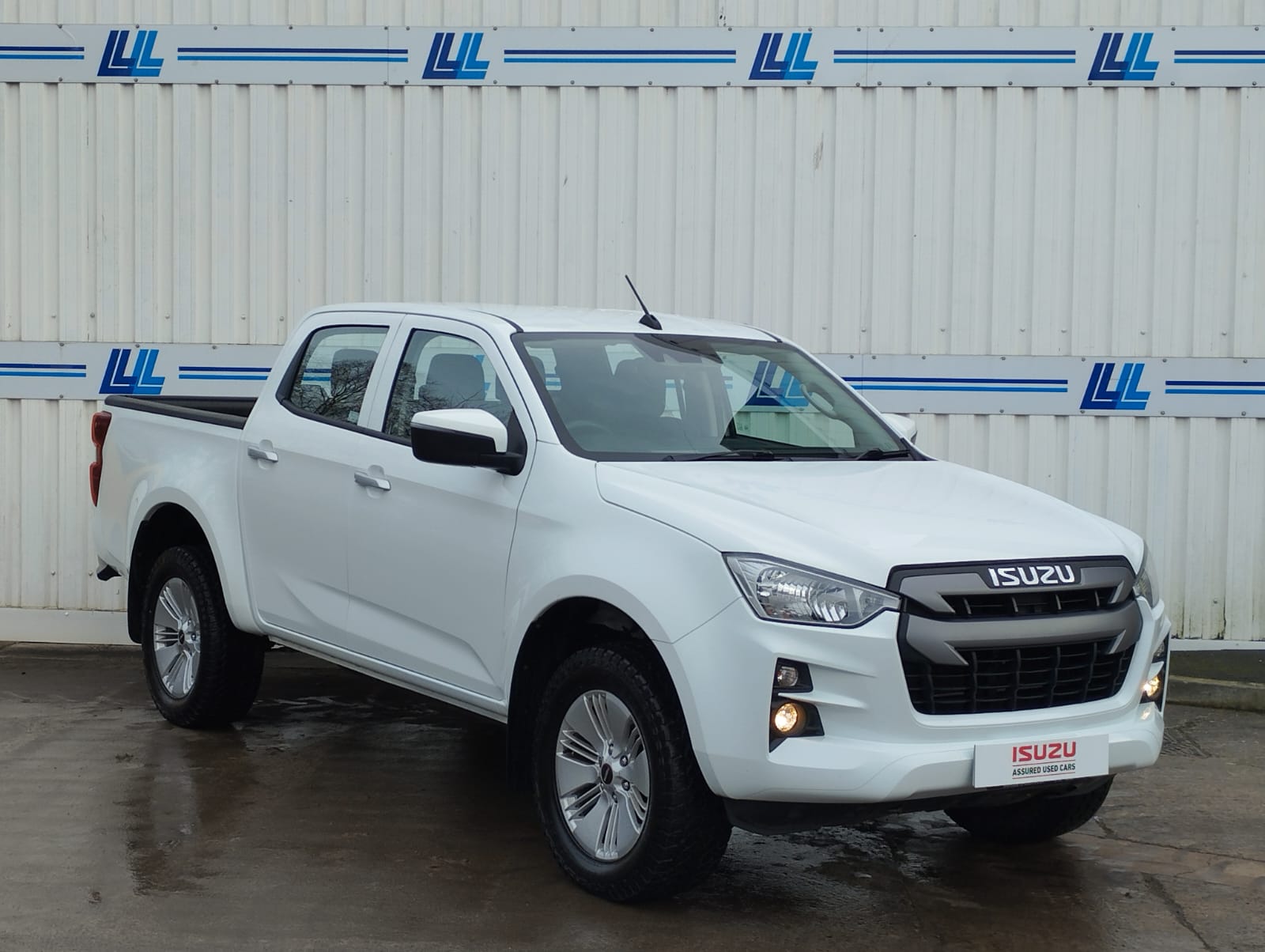 2022 Isuzu DL20